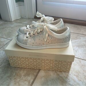 Elegant Women’s Sneakers with Rhinestone Detail